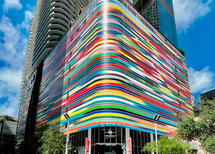 HOTEL-LUX-1.jpg